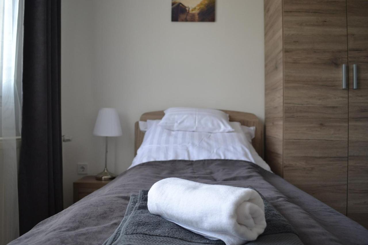 Fonix Design Rooms Debrecen Eksteriør bilde