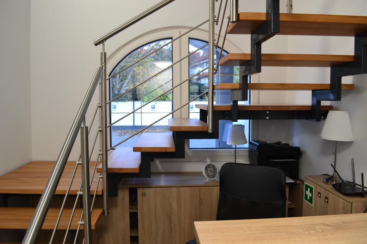 Fonix Design Rooms Debrecen Eksteriør bilde