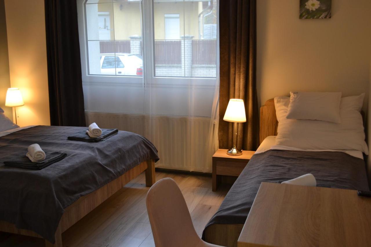 Fonix Design Rooms Debrecen Eksteriør bilde